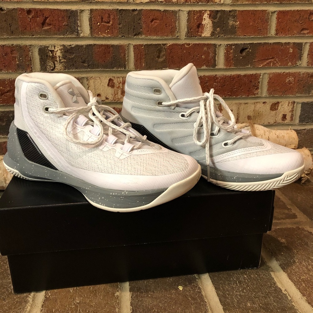 Under Armour | Curry 3 | White Shoes